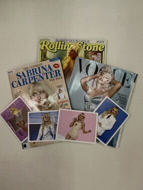 Sabrina Carpenter Magazine & Photo Card Set